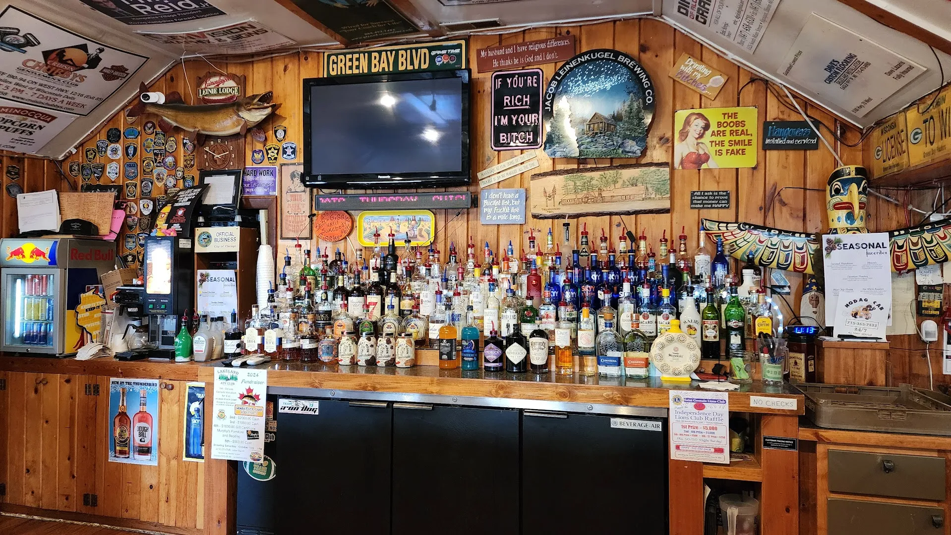 Thunderbird Bar & Grill